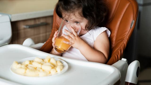 Bé bị rối loạn tiêu hóa nên ăn gì và câu trả lời