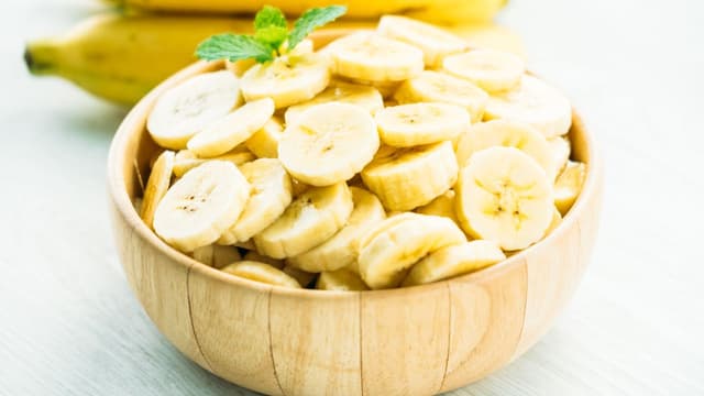 Tìm hiểu về vấn đề bị sỏi mật ăn chuối được không