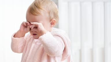 Những lời khuyên về việc chữa chắp mắt cho bé