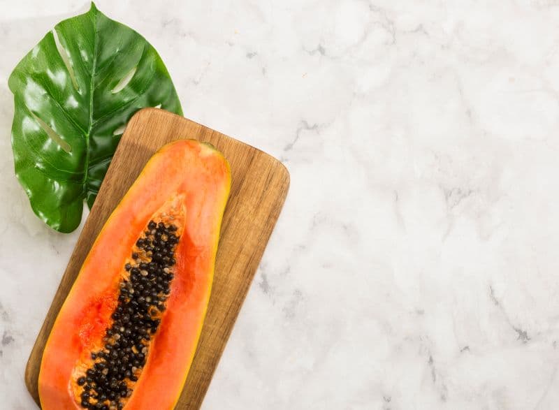 Nhờ hàm lượng chất xơ cao và enzyme papain, đu đủ chín là một trong những thực phẩm tốt cho hệ tiêu hóa.