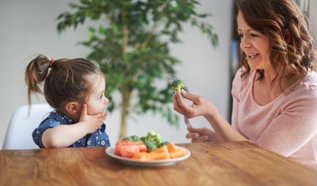 Những sai lầm phổ biến khi bổ sung dinh dưỡng cho trẻ 2 tuổi