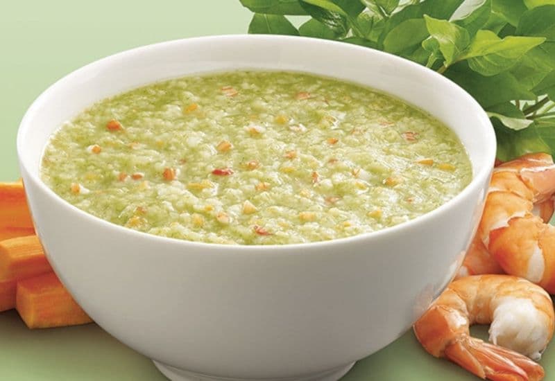 Đa dạng hóa món ăn khi cho em bé ăn cải sẽ giúp bé hào hứng hơn trong mỗi bữa ăn.