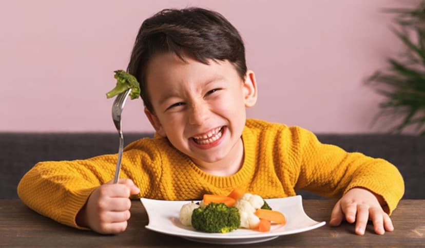 Lưu ý quan trọng khi cho em bé ăn cải lần đầu tiên