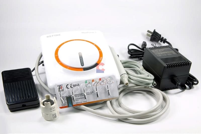 Công nghệ lấy cao răng bằng sóng siêu âm ngày càng phổ biến bởi ưu điểm làm sạch nhanh, hạn chế ê buốt và đảm bảo an toàn cho răng nướu