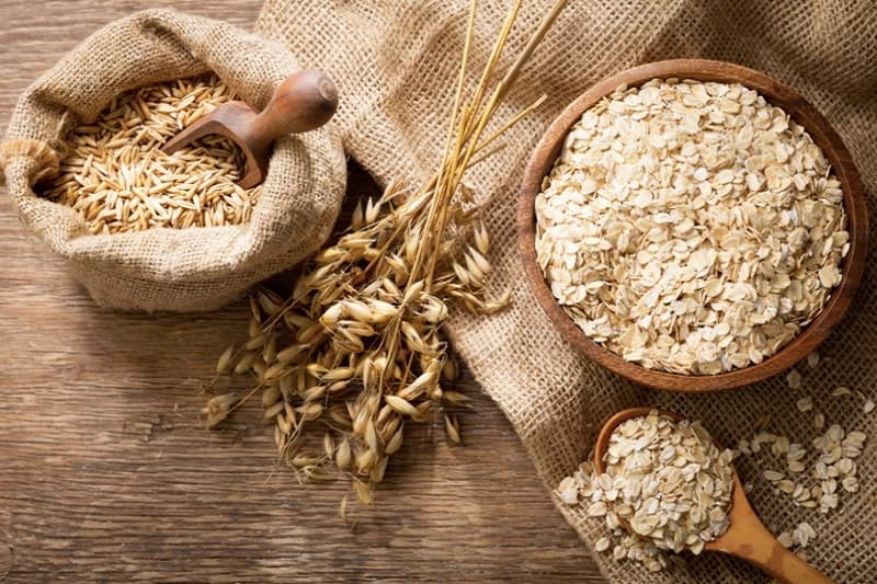 bé ăn yến mạch có tốt không - yến mạch chứa nhiều dưỡng chất