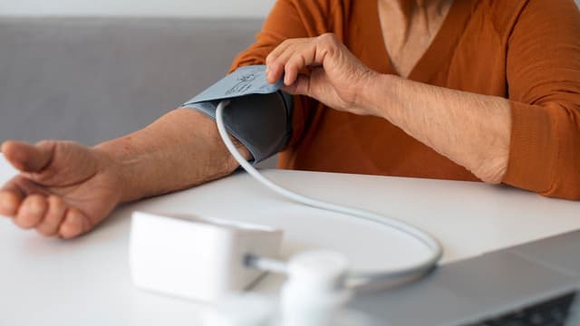 Biểu hiện của huyết áp cao và cách nhận diện sớm