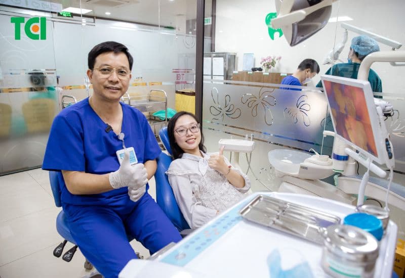 Nếu tình trạng sưng nướu răng khôn kéo dài, bạn nên đến nha khoa thăm khám sớm để tránh những biến chứng không mong muốn.