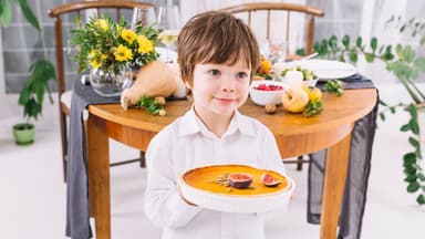 Tìm hiểu những kiến thức về thực phẩm bổ máu cho trẻ