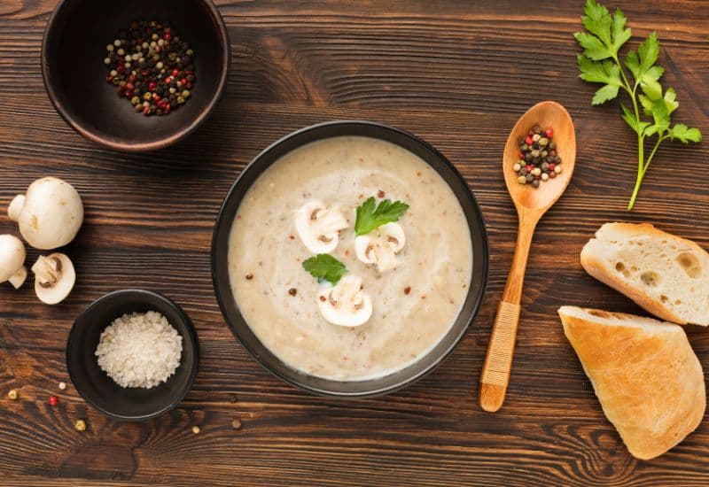 Giải đáp chi tiết thắc mắc: Trẻ bị nhiệt miệng ăn gì cho mát?