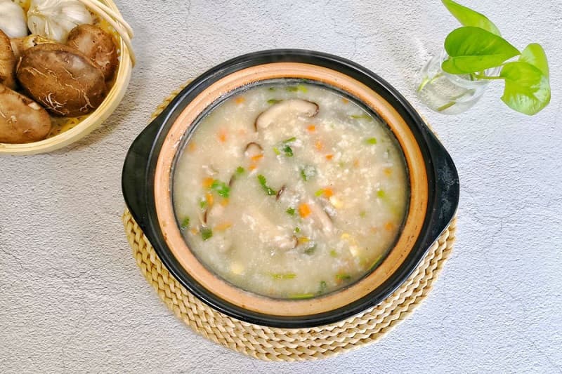 trẻ thiếu máu nên ăn gì - cháo, súp