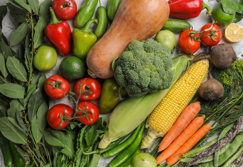 Bị thủy đậu kiêng ăn thịt gà không? - Ăn thịt gà khi mắc thủy đậu thế nào cho đúng?