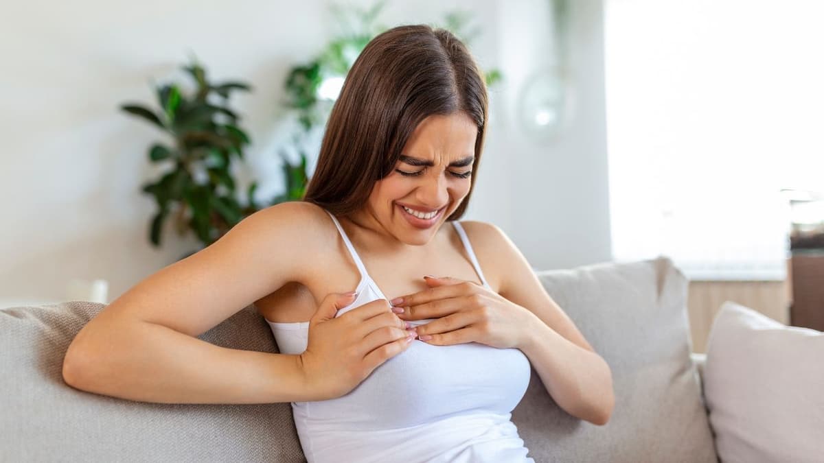 Tìm hiểu về vấn đề đau núm ty có phải có thai không