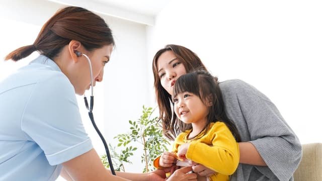 Khám tổng quát cho trẻ em khi giao mùa