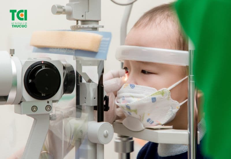 Tình trạng lên lẹo nên đến cơ sở y tế