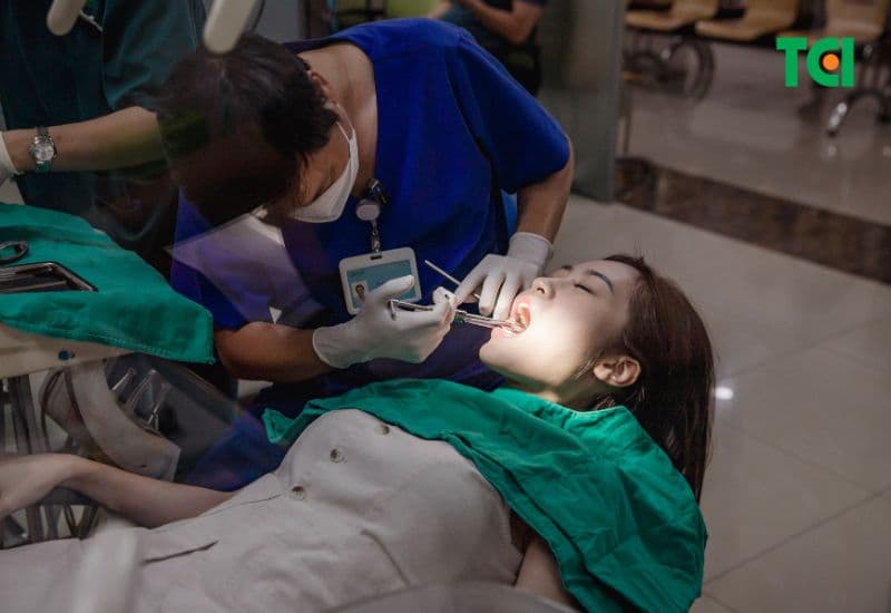 Điều trị tình trạng đau răng sâu triệt để tại nha khoa
