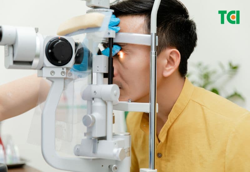 Điều trị chuyên khoa mộng thịt mắt