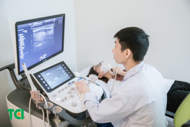 mổ tuyến giáp gây mê hay gây tê