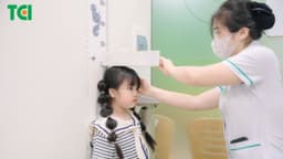 Giải đáp: Trẻ thay răng sớm có dậy thì sớm không?