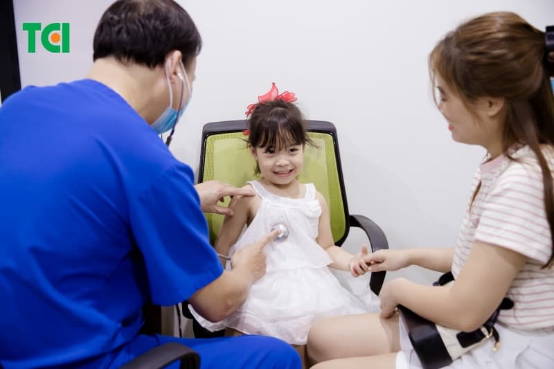 dậy thì sớm có mãn kinh sớm không