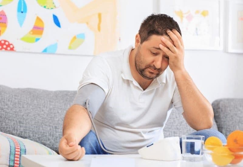 đau đầu chảy máu mũi