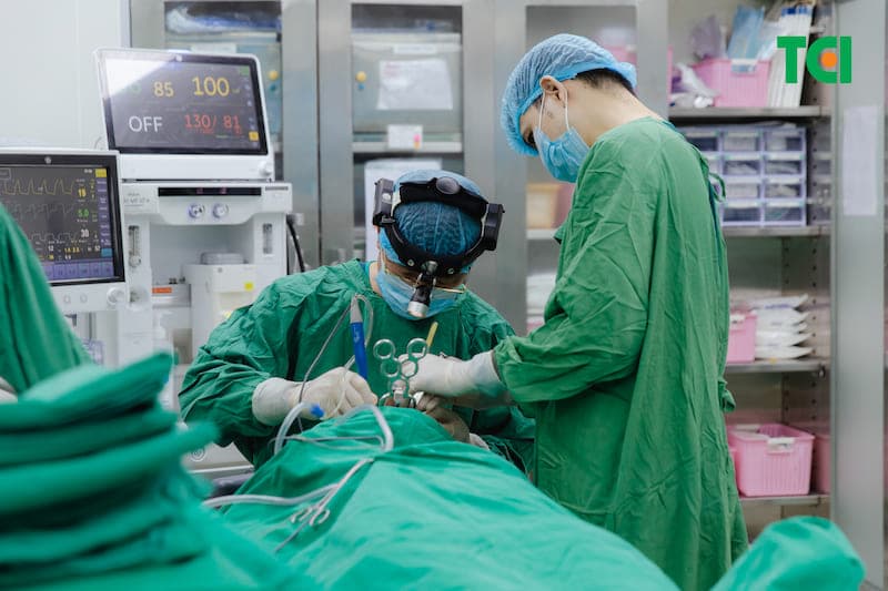 phẫu thuật viêm xoang