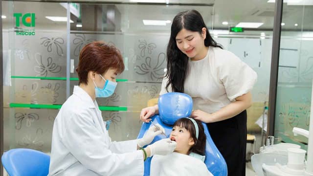 Thứ tự thay răng sữa ở trẻ em theo tuổi