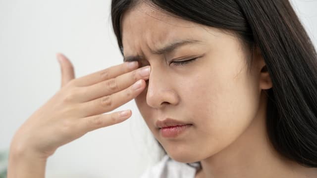 Vì sao tiểu đường biến chứng vào mắt?