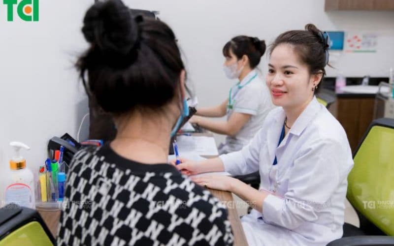 uống duphaston không thấy ra kinh