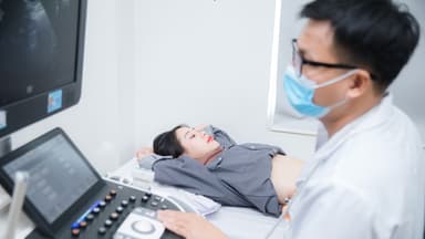 Có kinh nguyệt có khám tổng quát được không? Có thể khám gì mà không bị ảnh hưởng