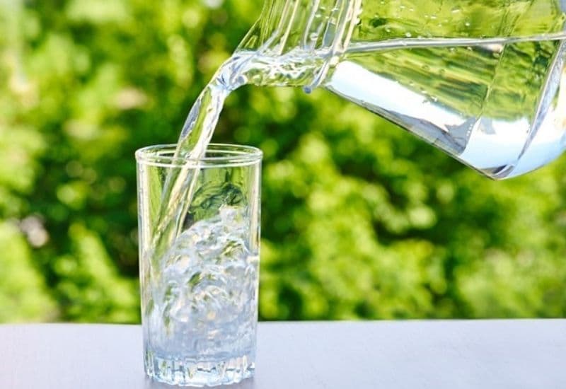 cách đẩy sỏi niệu quản ra ngoài