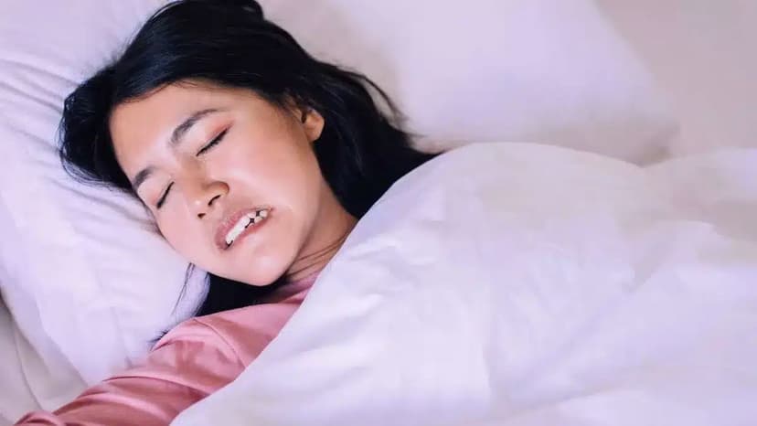 Nghiến răng khi ngủ là thiếu chất gì?