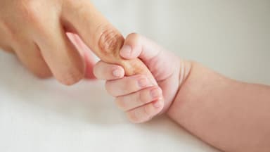 Nguyên nhân trẻ bị suy giáp bẩm sinh