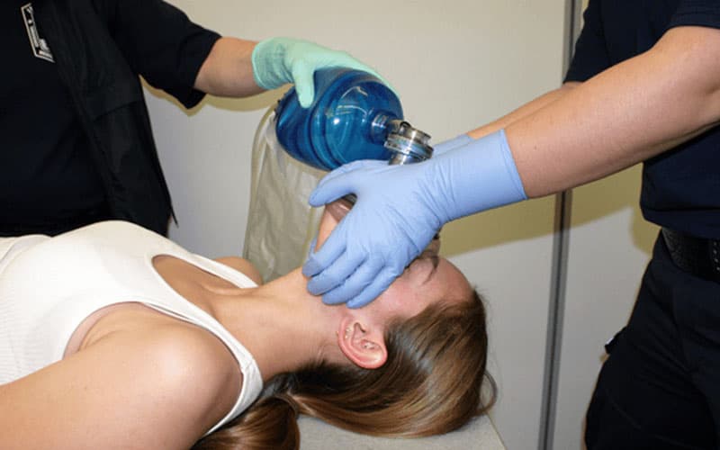 xử trí ngưng tuần hoàn hô hấp