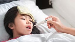 Đặc điểm sốt viêm màng não ở trẻ em và người lớn