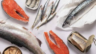 Bị suy thận ăn cá được không?