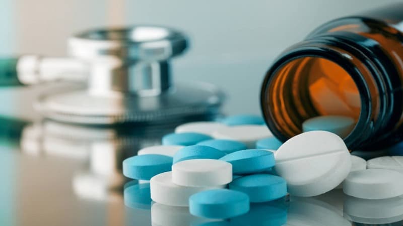 bị bỏng uống thuốc kháng sinh gì