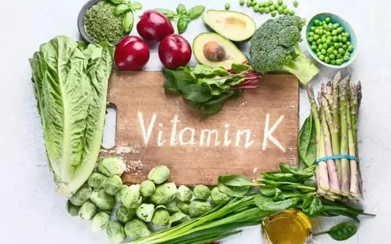 uống thuốc chống đông máu cần kiêng những gì