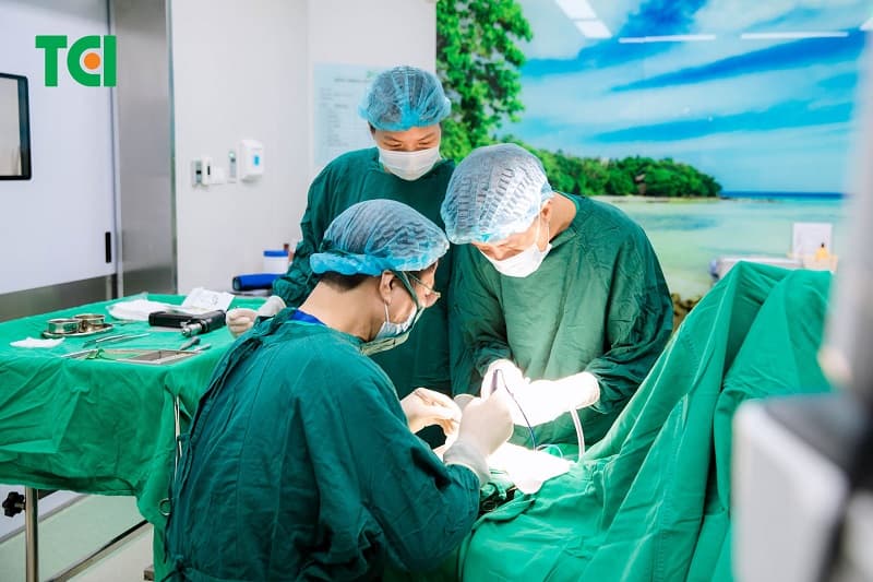 nối gân duỗi ngón tay