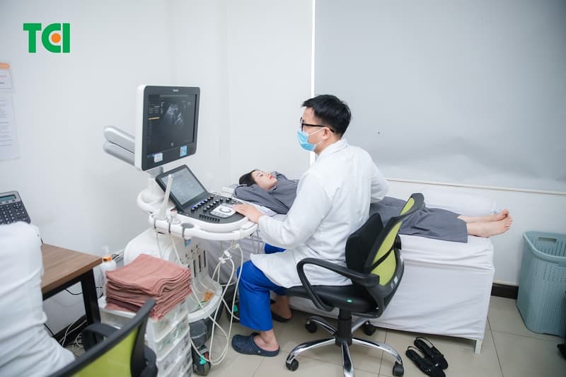 đang hành kinh có siêu âm ổ bụng được không