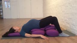 Cách xoay ngôi thai ngược: Thời điểm và phương pháp an toàn mẹ bầu cần biết