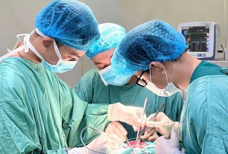 quy trình kỹ thuật cắt u lưỡi lành tính