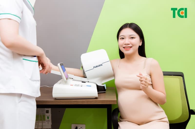 hiện tượng thai máy 3 tháng đầu