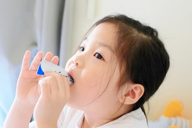 men tiêu hoá pha với sữa được không