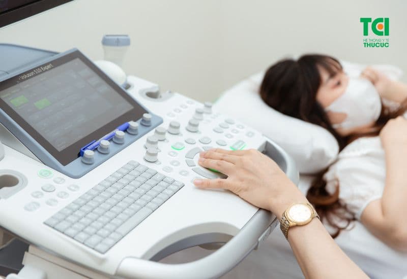 siêu âm thai là siêu âm bụng hay đầu dò