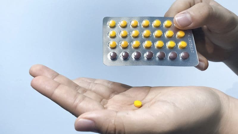 uống thuốc tránh thai hàng ngày đến bao nhiêu tuổi