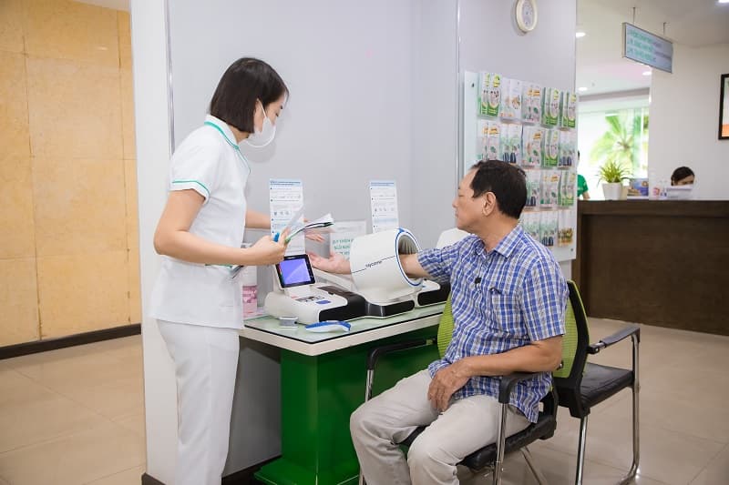 70 tuổi huyết áp bao nhiêu là chuẩn