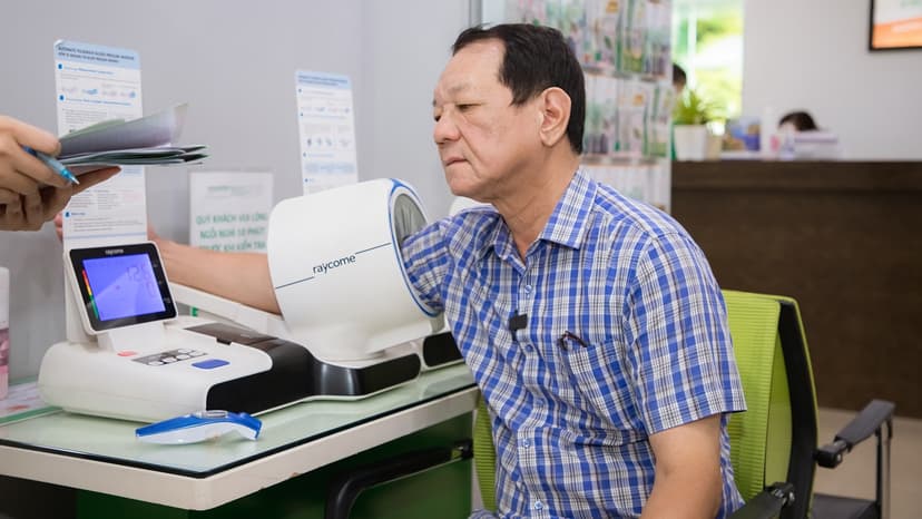 70 tuổi huyết áp bao nhiêu là chuẩn?