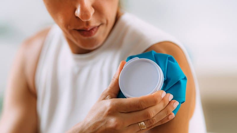 bị zona ngứa phải làm sao