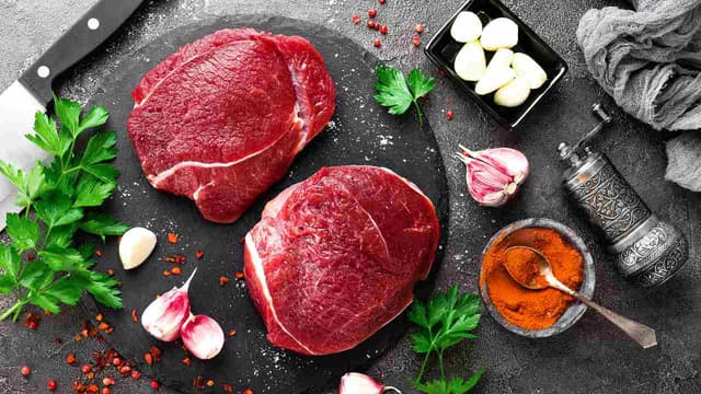 Bị zona kiêng ăn thịt bò, đúng không?