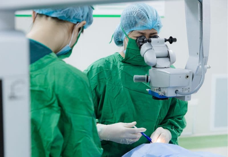 đục thủy tinh thể bao sau là gì